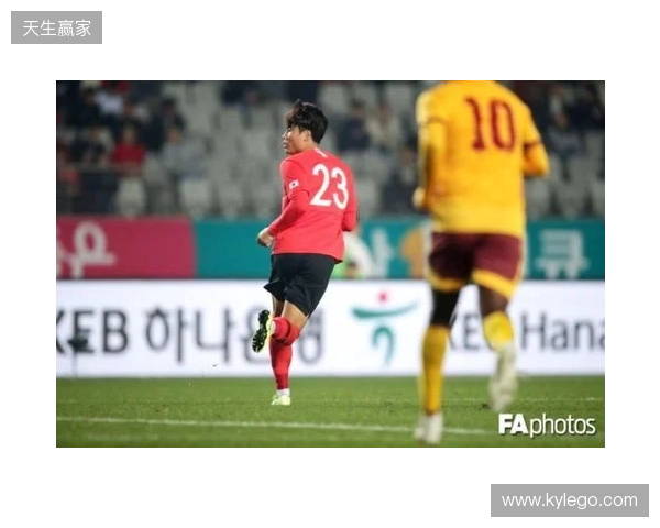 媒体人:U17国脚张伯霖接近加盟湖北星辉,玉昆也曾向球员报价